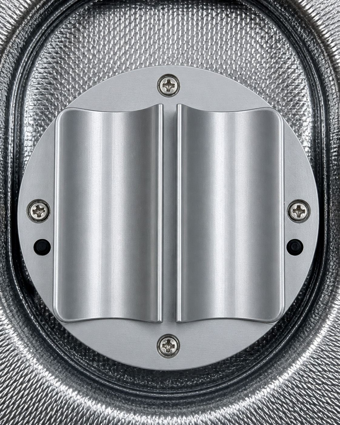 Shaped aluminum cooling contact inside MyLog